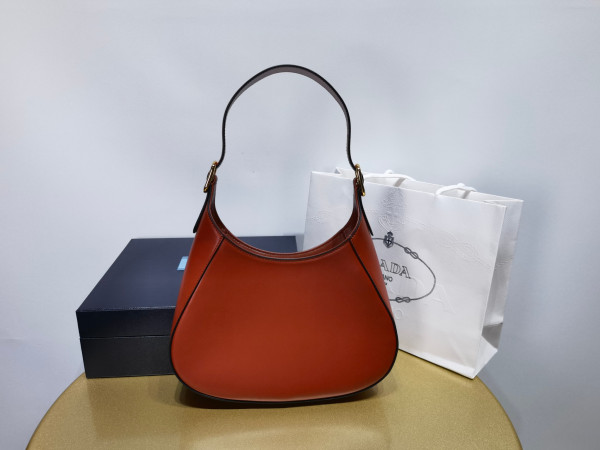 Pra*a leather shoulder bag