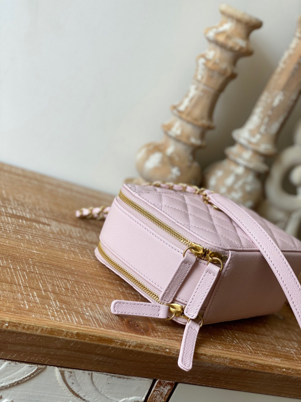 CL VANITY CASE