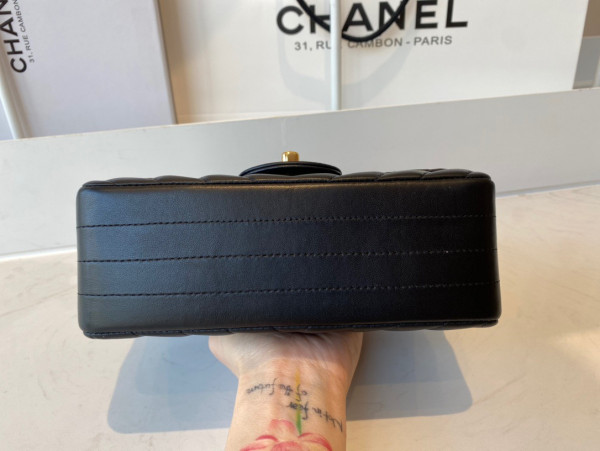 CL FLAP BAG