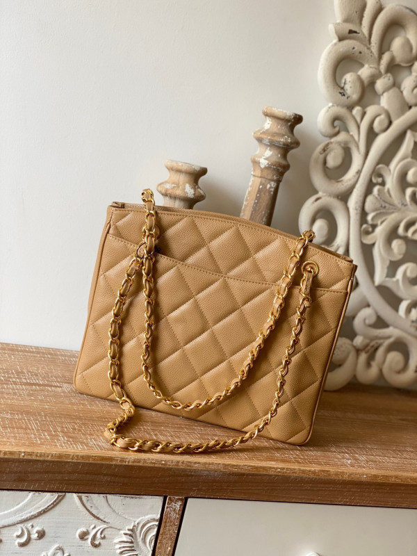 CL VINTAGE TOTE
