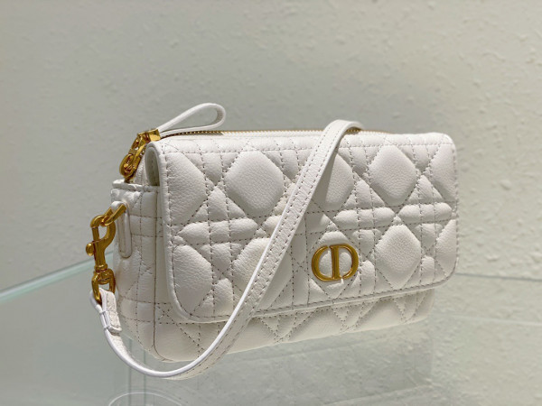 D*or caro pouch with chain