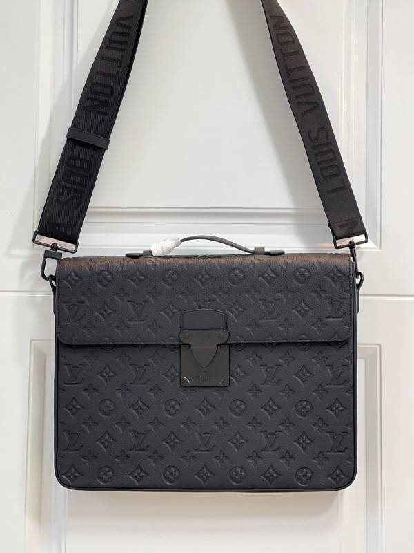 l**is V*t*n s lock briefcase