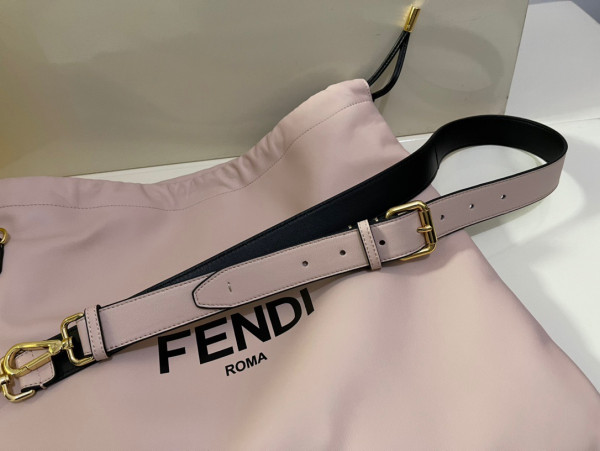 F**di pack medium pouch