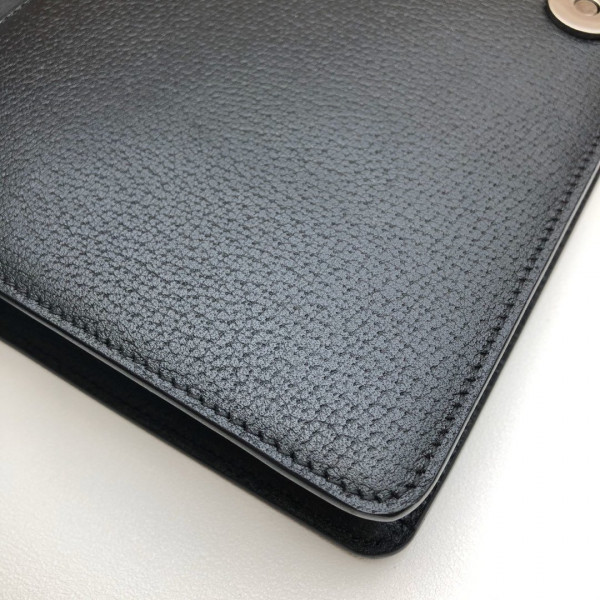 G*u*i dionysus gg clutch
