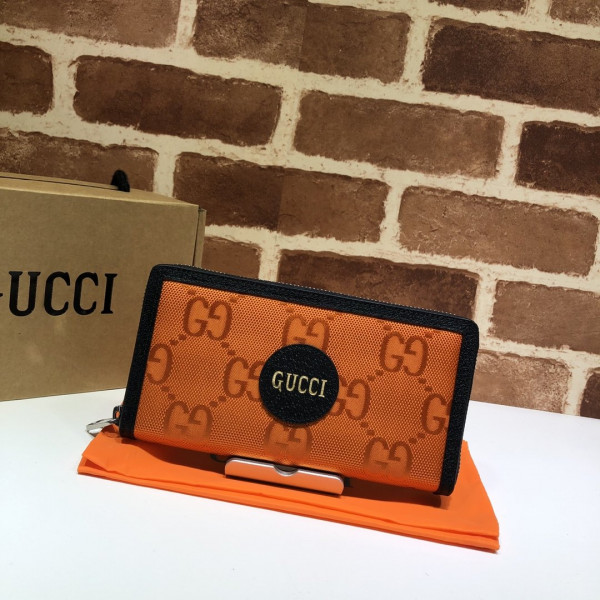 G*u*i off the grid zippy wallet
