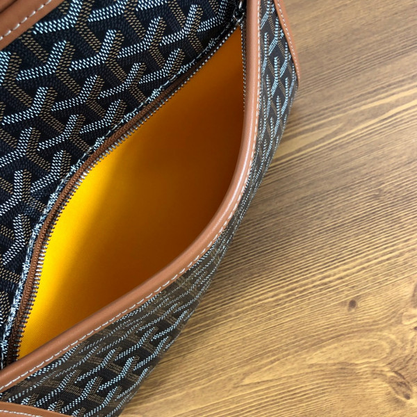Go*ard toiletry bag