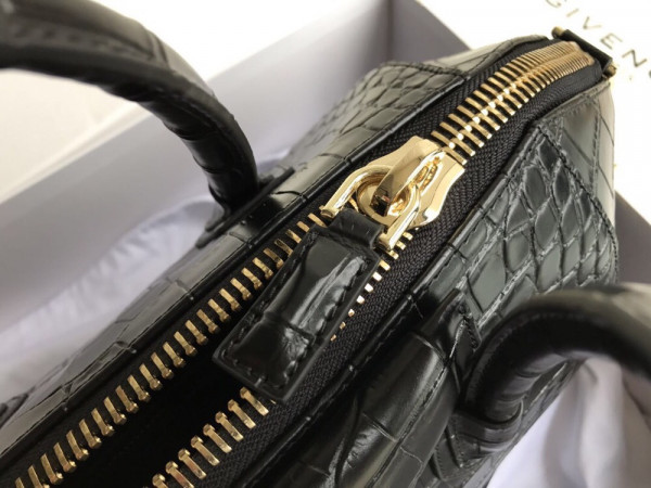 GIVENCHY ANTIGONA MINI/SMALL/MEDIUM