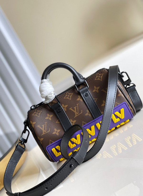 l**is V*t*n keepall xs