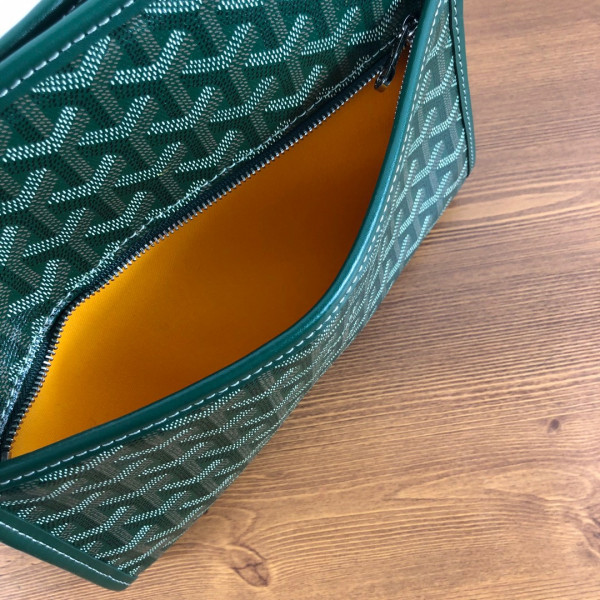 Go*ard toiletry bag