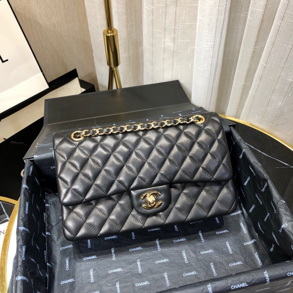 CL FLAP BAG LAMBSKIN
