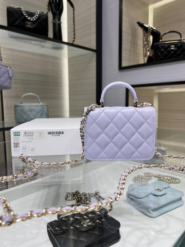 CL FLAP COIN PURSE WITH CHAIN