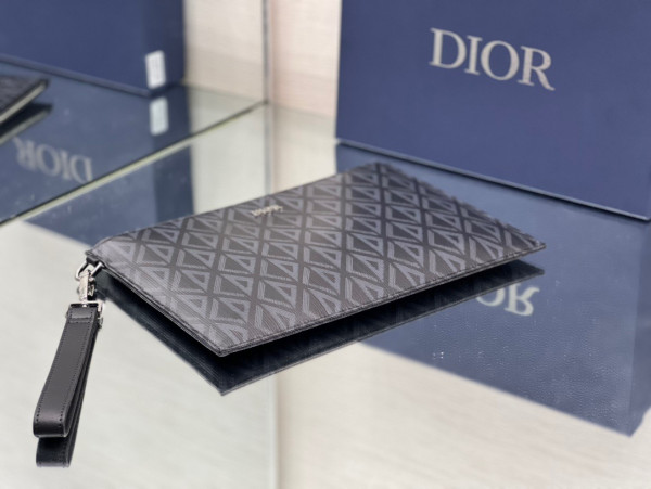 D*or pouch