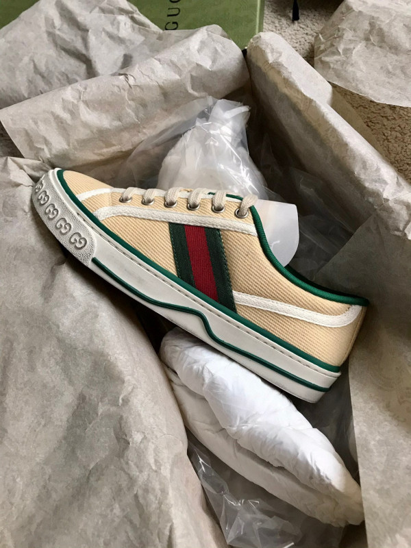G*u*i tennis 1977 sneaker