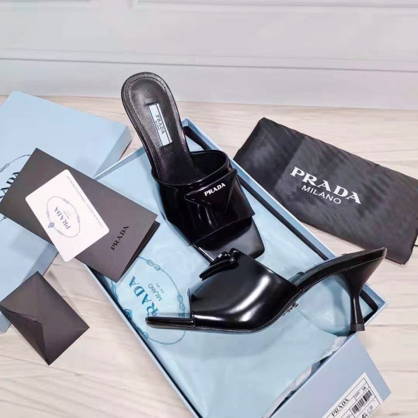 Pra*a brushed leather mid-heeled slides