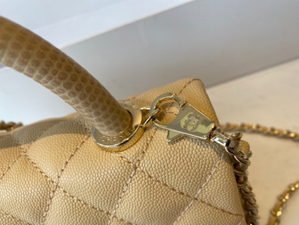 CL MINI FLAP BAG WITH TOP HANDLE