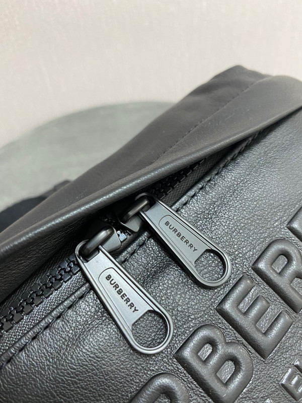 B**rry bum bag