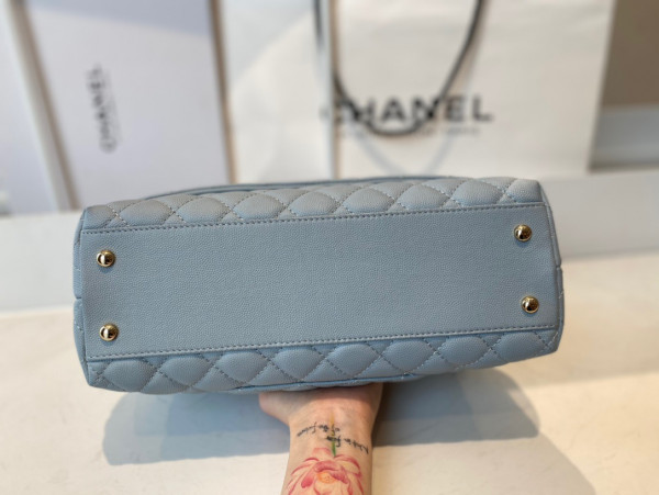 CL HANDLE BAG