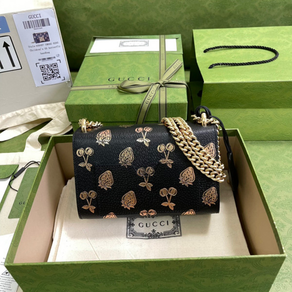 G*u*i padlock small berry shoulder bag
