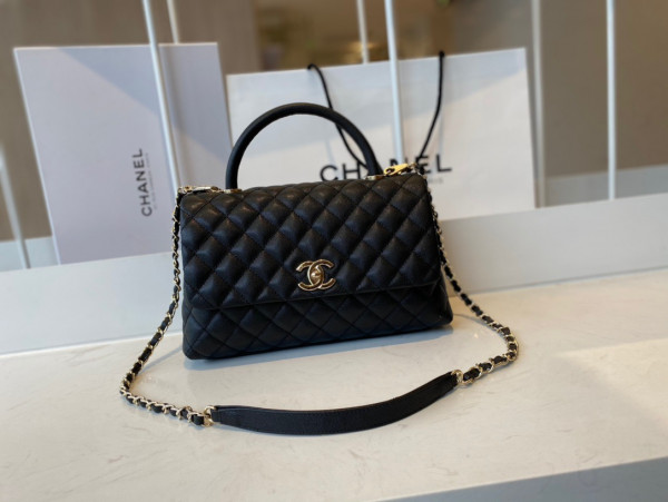 CL LARGE FLAP BAG WITH TOP HANDLE