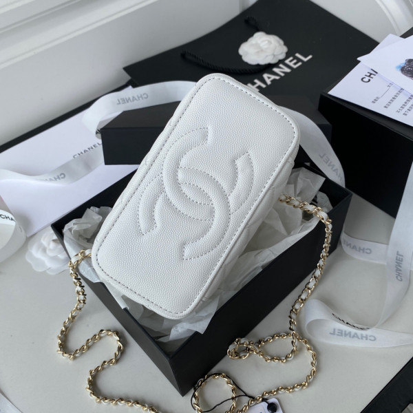 CL SMALL VANITY WITH CLASSIC CHAIN