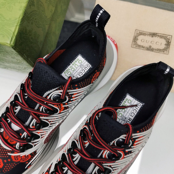 G*u*i run sneaker