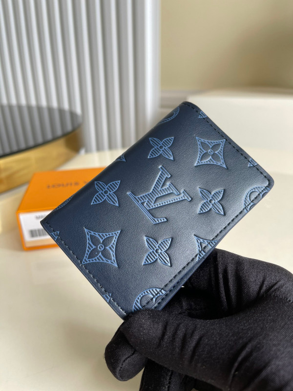 l**is V*t*n pocket organizer