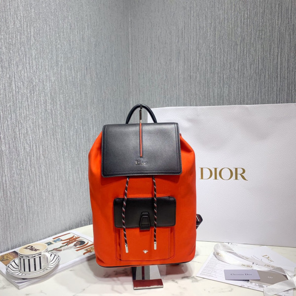 D*or backpack