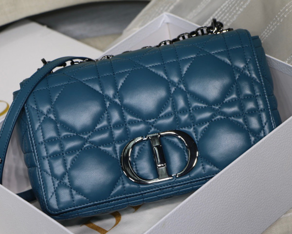 D*or medium D*or caro bag