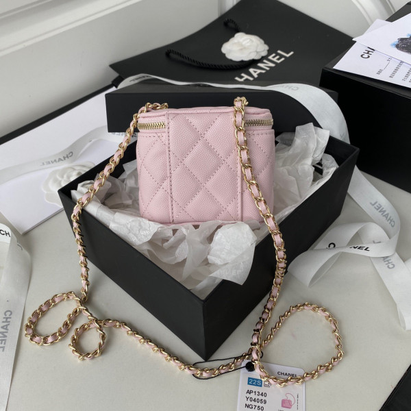 CL SMALL VANITY WITH CHAIN