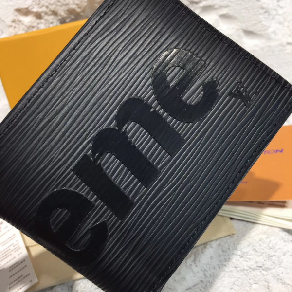 l**is v*t*n S*p*e pocket wallet