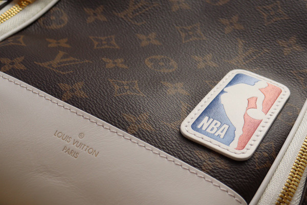 l**is V*t*n lvxnba backpack
