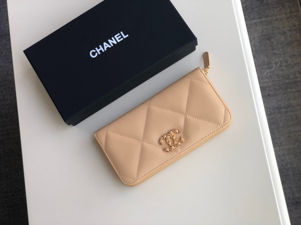 CL 19 ZIPPED WALLET