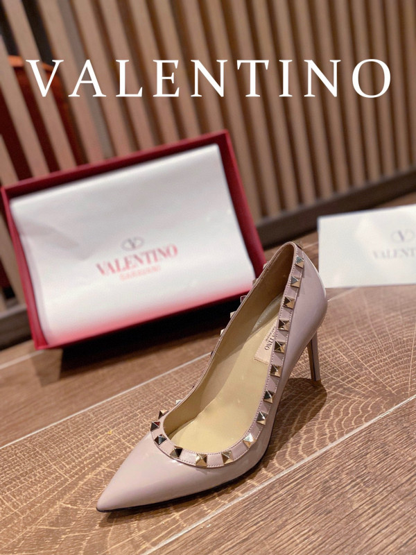 VALENTINO ROCKSTUD HIGH HEELS