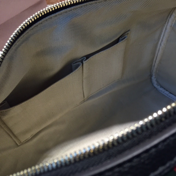 G*u*i vintage web original gg boston bag