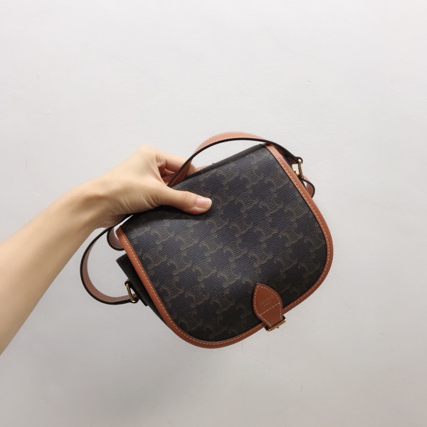Ce**e medium folco bag in triomphe canvas