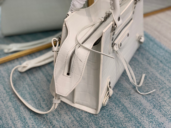 Ba*len*cia*ga neo classic small top handle bag