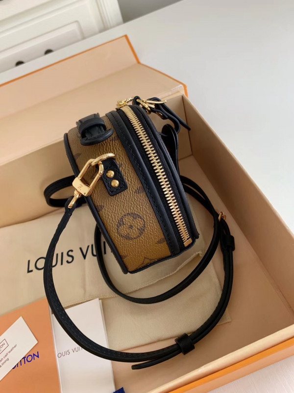 l**is V*t*n mini boite chapeau