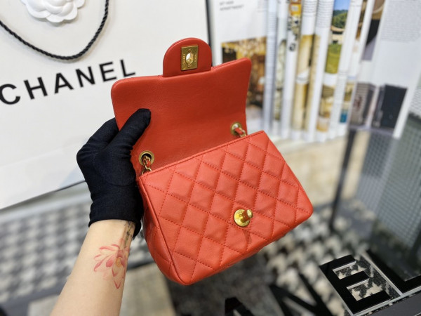 CL MINI FLAP BAG