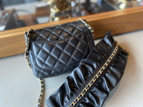 CL FLAP BAG