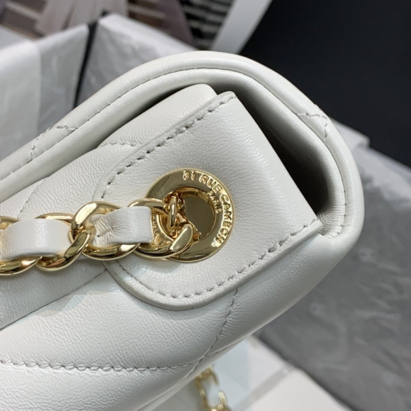 CL FLAP BAG