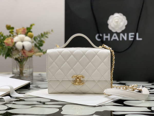 CL MINI FLAP BAG WITH HANDLE
