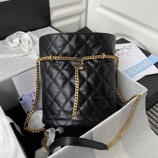 CL BUCKET BAG