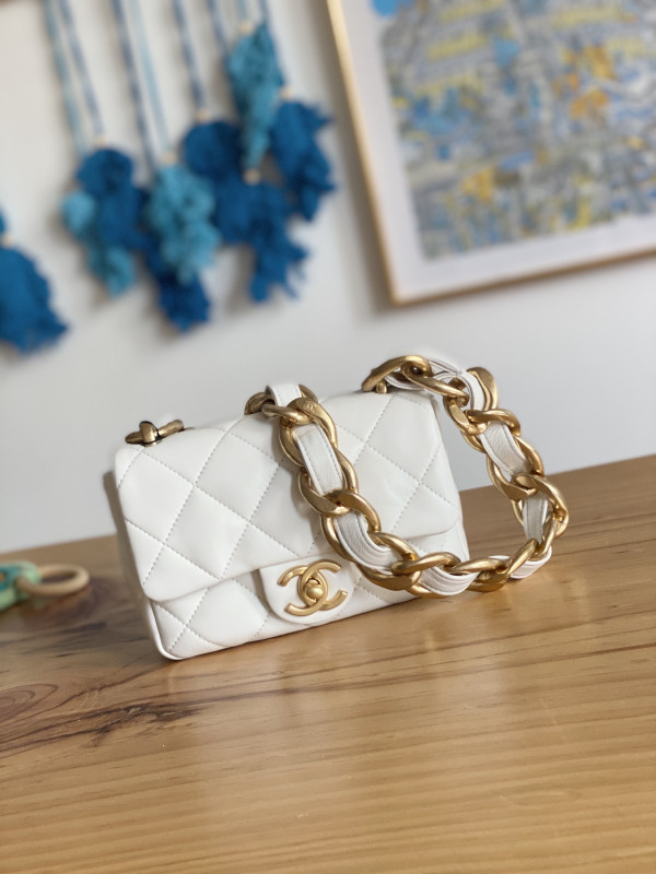 CL MINI FLAP BAG