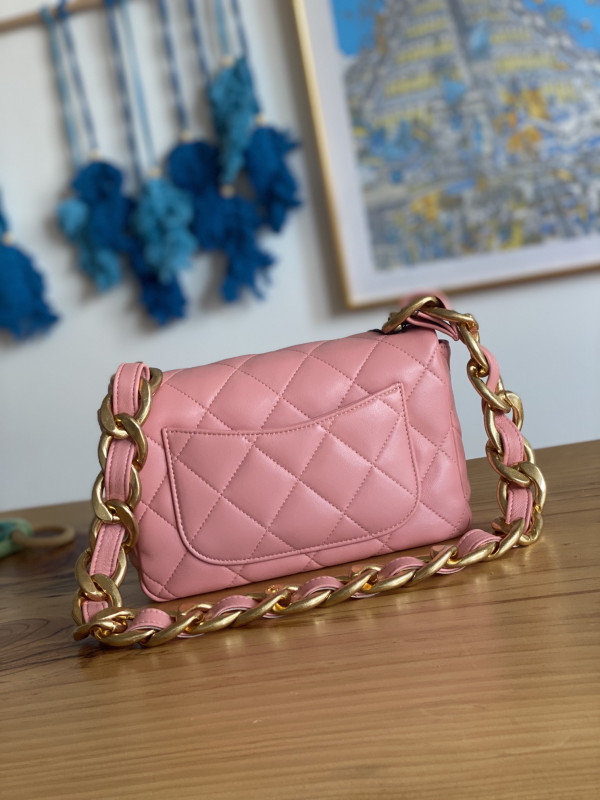 CL SMALL FLAP BAG