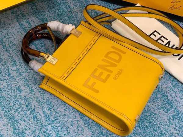 F**di mini sunshine shopper-13-18-6.5cm