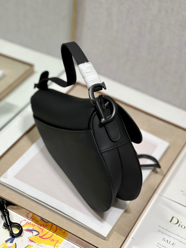 D*or saddle bag with strap