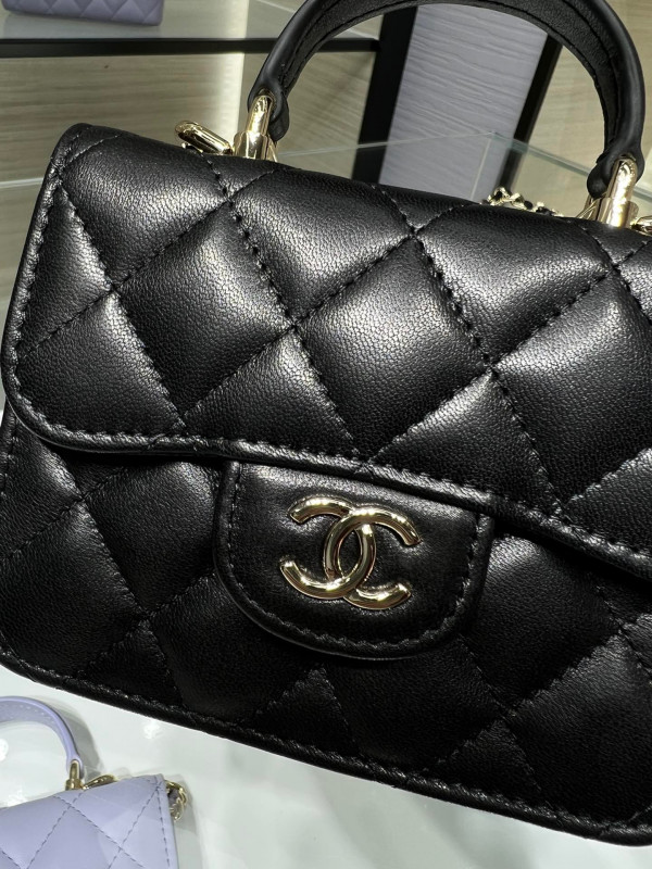 CL FLAP COIN PURSE WITH CHAIN