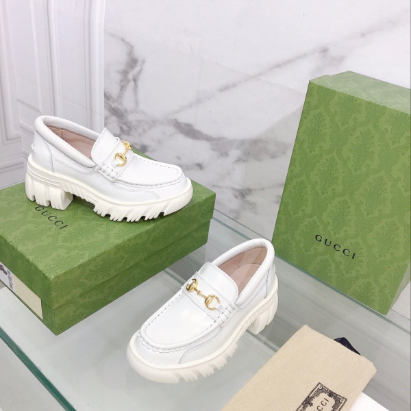 G*u*i loafer with horsebit