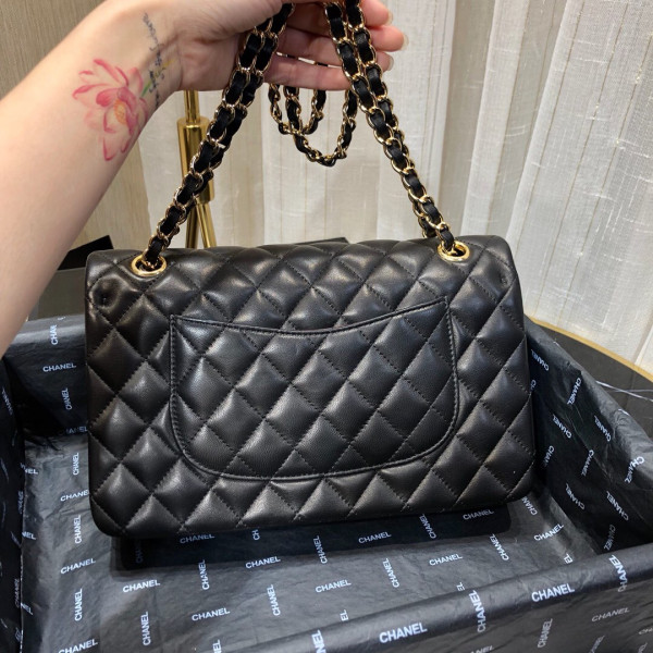 CL FLAP BAG LAMBSKIN