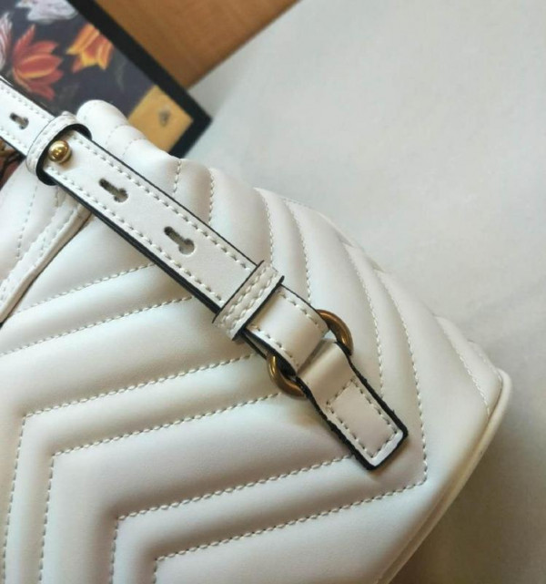 G*u*i gg marmont matelassé backpack 528129